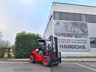 Chariot élévateur tout terrain Hangcha TT18-2