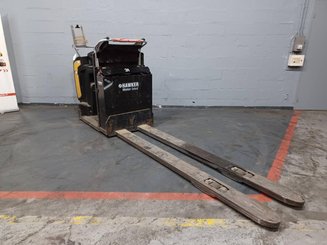Préparateur de commande au sol Caterpillar NO20NE