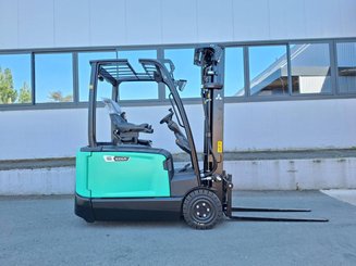 Chariot élévateur frontal 3 roues Mitsubishi FB16N2T