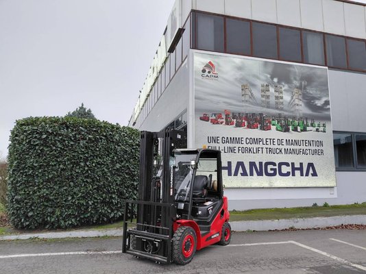 Chariot élévateur frontal 4 roues Hangcha XF25G-2