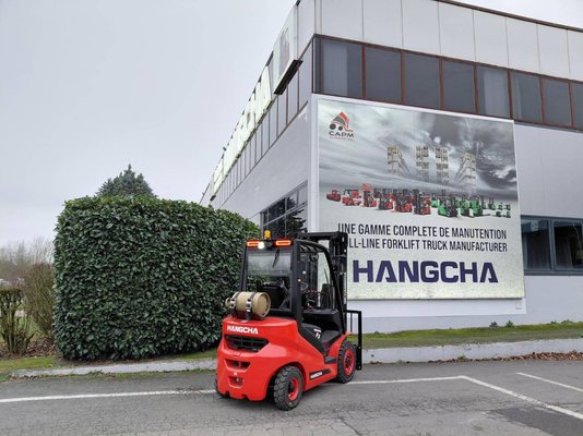 Chariot élévateur frontal 4 roues Hangcha XF25G-2
