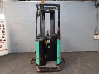 Gerbeur porté debout Caterpillar NSR16N