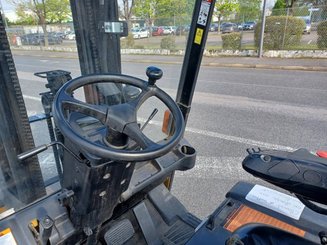 Chariot élévateur frontal 3 roues Caterpillar EP16NT
