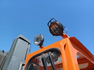 Chariot élévateur latéral multidirectionnel Hubtex DQ45G