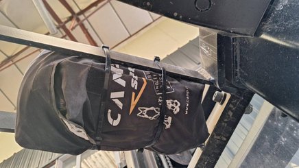 Préparateur de commandes à nacelle élevable Caterpillar NOH10N
