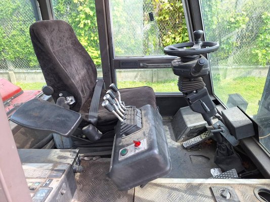 Chariot élévateur frontal 4 roues Dan Truck 9680 GD