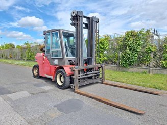 Chariot élévateur frontal 4 roues Dan Truck 9680 GD