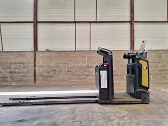 Préparateur de commande au sol Caterpillar NO20NE