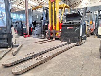 Préparateur de commande au sol Caterpillar NO20NE