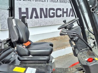 Chariot élévateur tout terrain Hangcha TT25-2