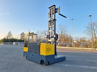 Chariot élévateur latéral multidirectionnel Combilift ESL3545