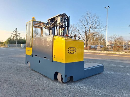 Chariot élévateur latéral multidirectionnel Combilift ESL3545