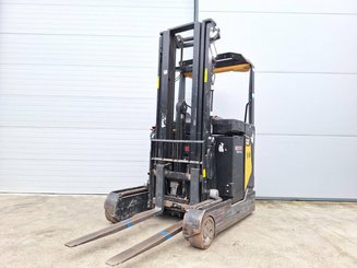 Chariot à mât rétractable Caterpillar NR16N2