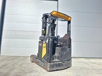 Chariot à mât rétractable Caterpillar NR16N2