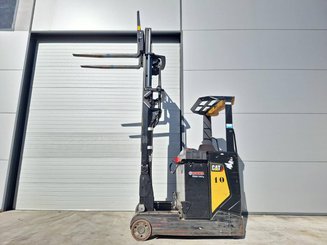 Chariot à mât rétractable Caterpillar NR16N2