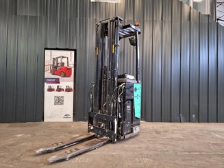 Gerbeur porté debout Caterpillar NSR16N