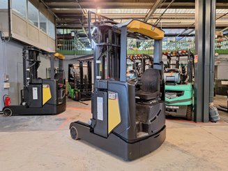 Chariot à mât rétractable Caterpillar NR16N2