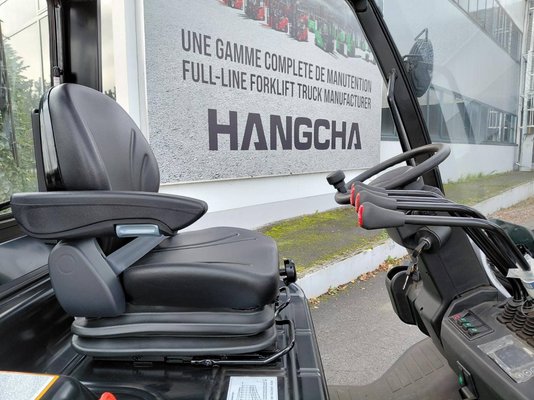 Chariot élévateur frontal 4 roues Hangcha AE30-I