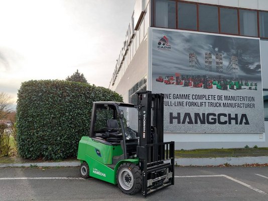 Chariot élévateur frontal 4 roues Hangcha AE30-I