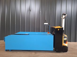 Transpalette accompagnant Caterpillar NPP16N2