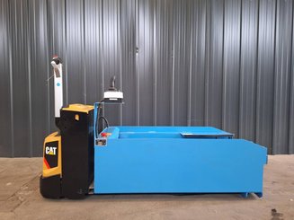 Transpalette accompagnant Caterpillar NPP16N2