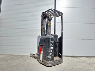 Gerbeur porté debout Caterpillar NSR16NI