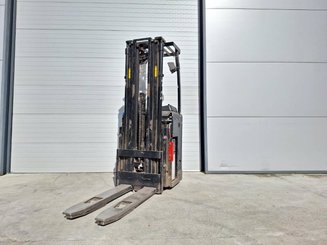 Gerbeur porté debout Caterpillar NSR16NI