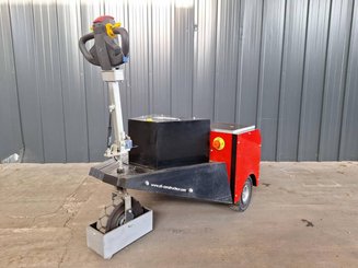 Tracteur de remorquage STI PTA2A