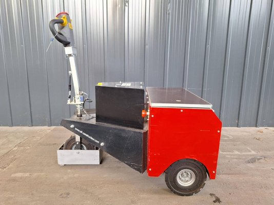 Tracteur industriel STI PTA2A