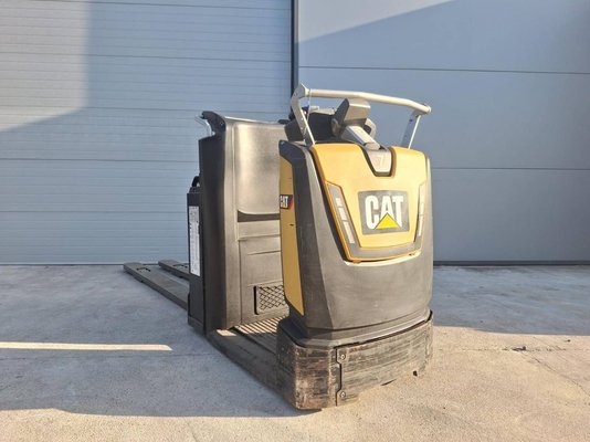 Préparateur de commandes au sol Caterpillar N020NE