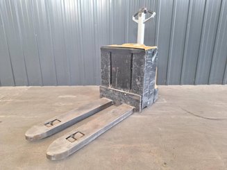 Transpalette accompagnant Caterpillar NPP20N2E