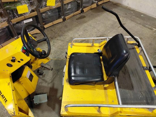 Tracteur industriel Charlatte TE206