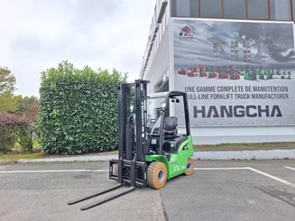 Chariot élévateur frontal 4 roues Hangcha XC18i