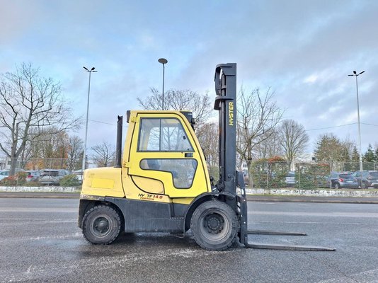 Chariot élévateur frontal 4 roues Hyster H4.0FT