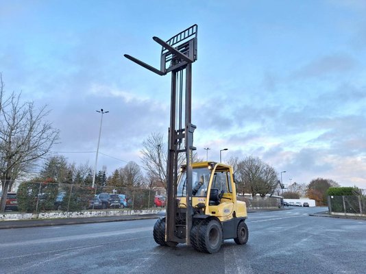 Chariot élévateur frontal 4 roues Hyster H4.0FT