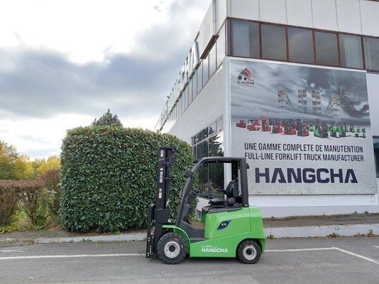 Chariot élévateur frontal 4 roues - AE25-I