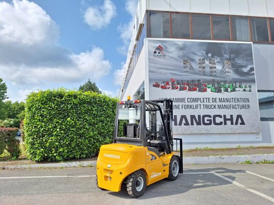 Chariot élévateur frontal 4 roues Hangcha XE30i (CPD30-XEY2-SI)
