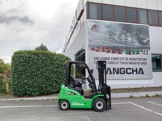 Chariot élévateur frontal 4 roues Hangcha XC25i