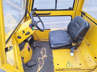Tracteur de remorquage Charlatte TE206