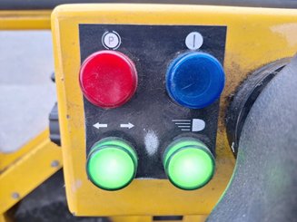 Tracteur de remorquage Charlatte TE206