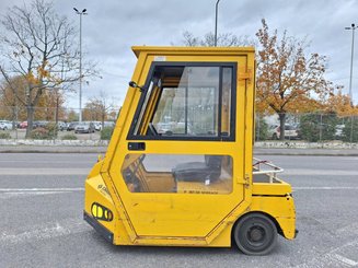 Tracteur de remorquage Charlatte TE206