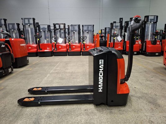 Transpalette accompagnant Hangcha CBD20-AC2