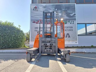 Chariot élévateur latéral multidirectionnel Hubtex DQ45D