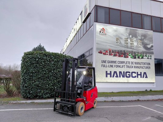 Chariot élévateur frontal 4 roues Hangcha AE18
