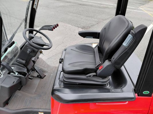 Chariot élévateur frontal 4 roues Hangcha AE18