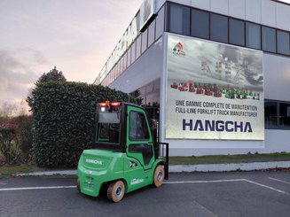 Chariot élévateur frontal 4 roues Hangcha XC30i