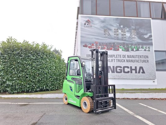 Chariot élévateur frontal 4 roues Hangcha AE20Ci