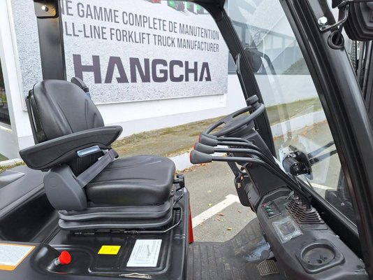 Chariot élévateur frontal 4 roues Hangcha AE25