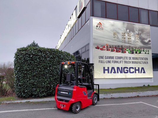 Chariot élévateur frontal 4 roues Hangcha AE15