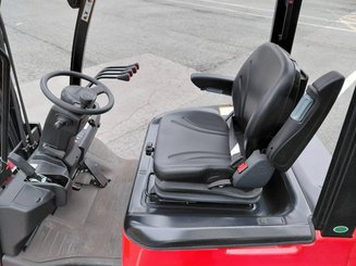 Chariot élévateur frontal 4 roues Hangcha AE15